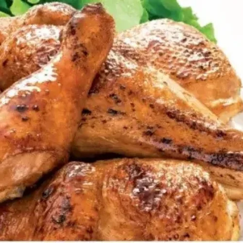 Cuarto de Pollo Asado Pierna Pernil + 2 Arepas